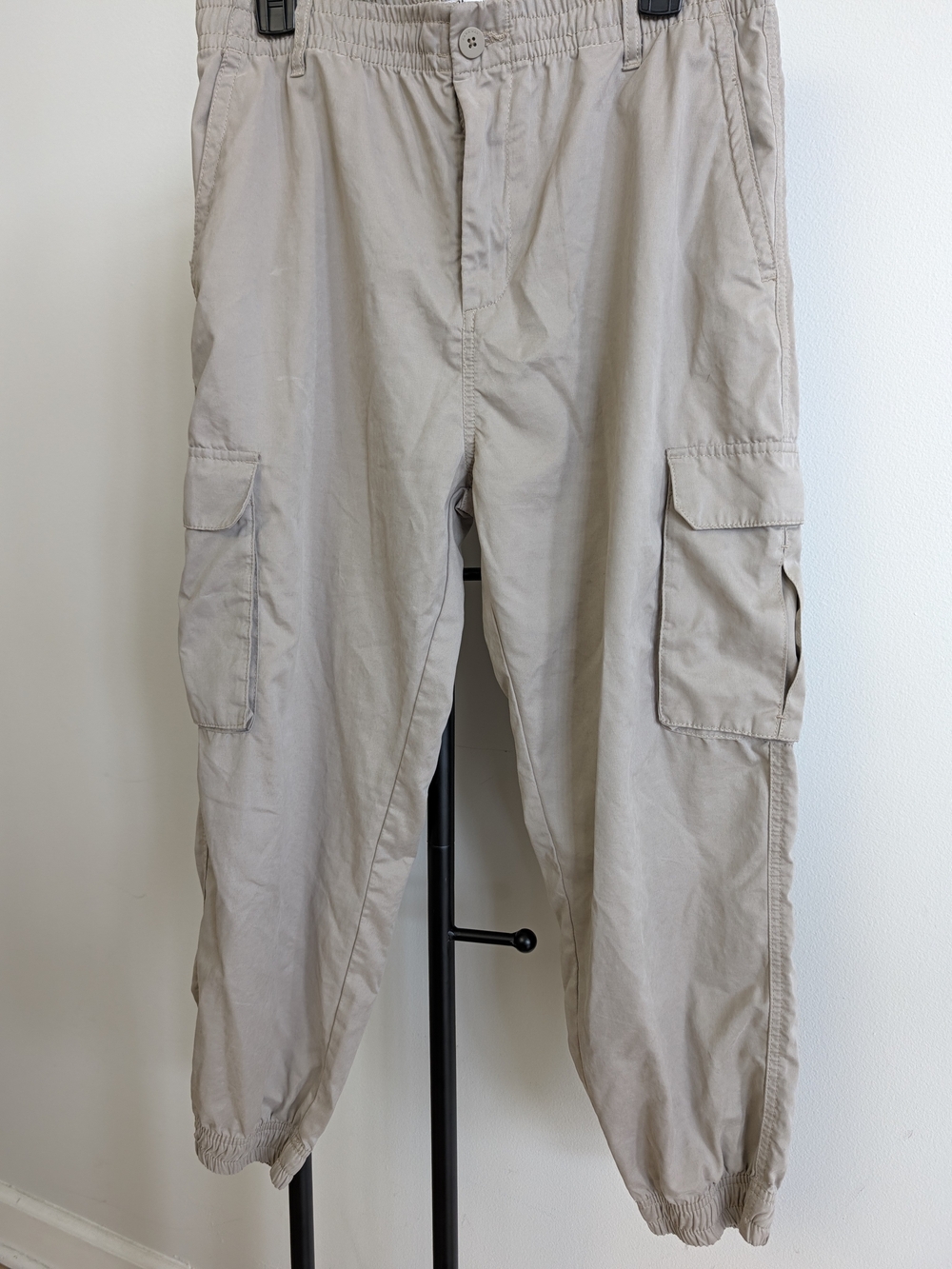 Zara Men's Cargo Jogger Pants in Light Khaki